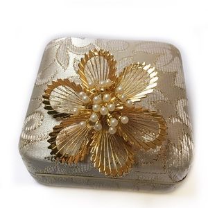 Vintage Monet Wire Work Flower Brooch